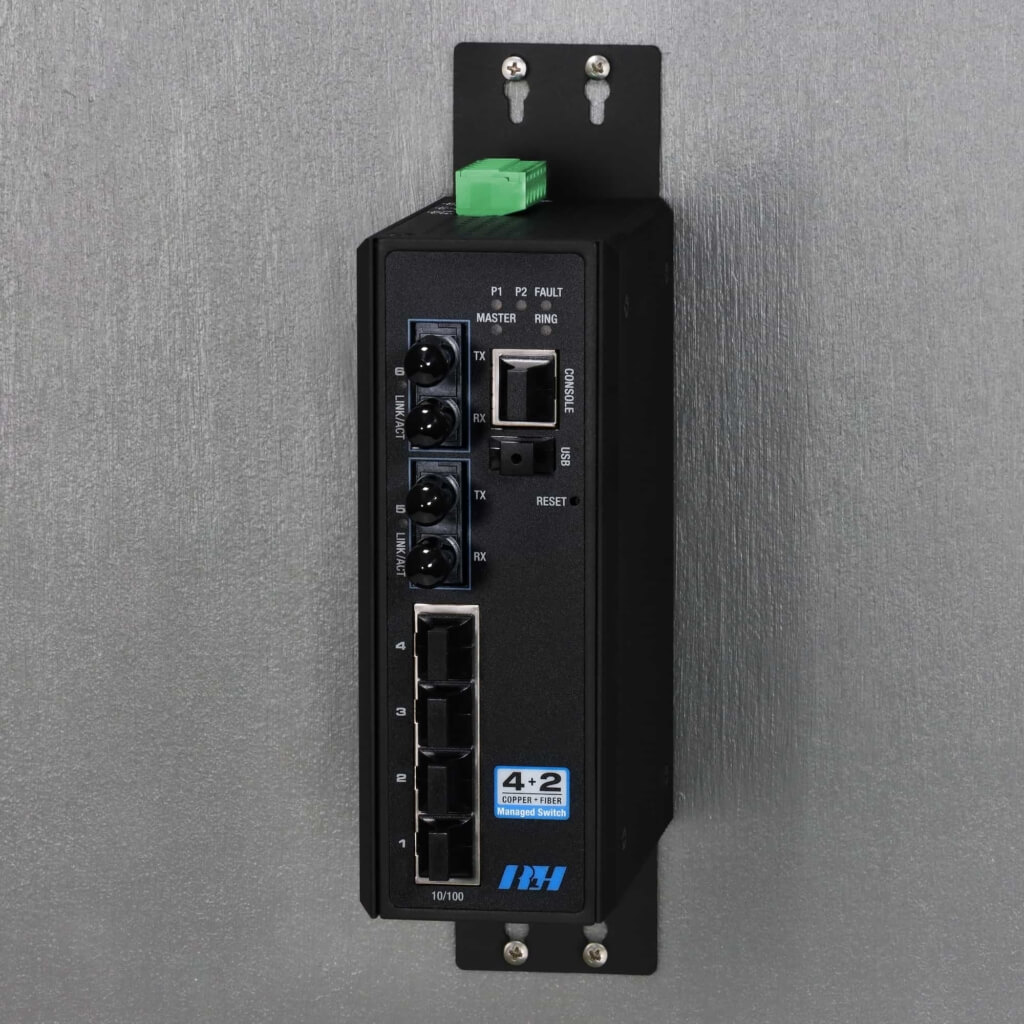4+2 Managed 10/100 Fixed Fiber Industrial Switch - Wall View