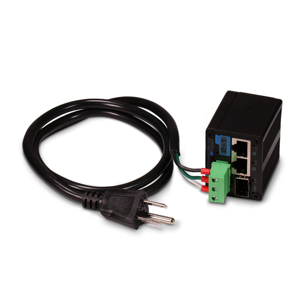 2+1 Nano 10/100/1G with Cable